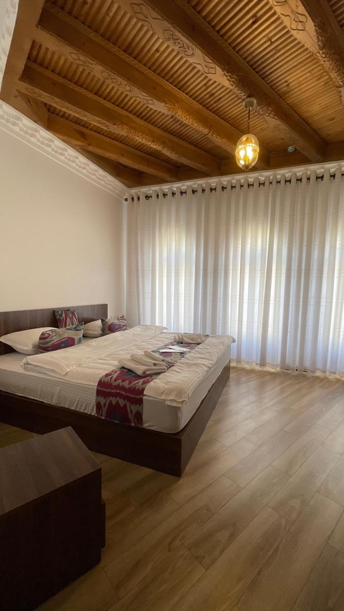 Mahbubakhon Guest House In Old City بخارى المظهر الخارجي الصورة