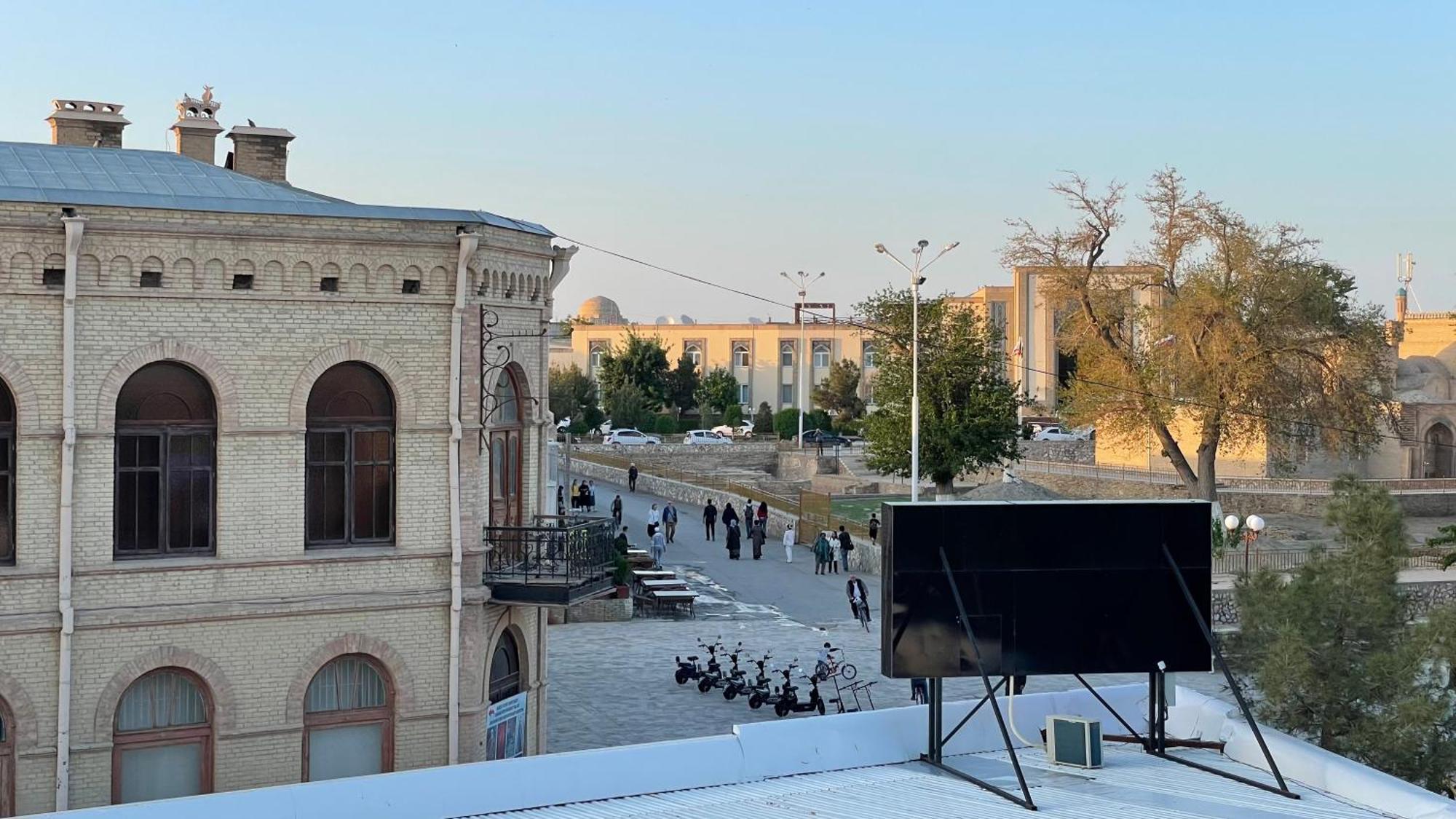 Mahbubakhon Guest House In Old City بخارى المظهر الخارجي الصورة