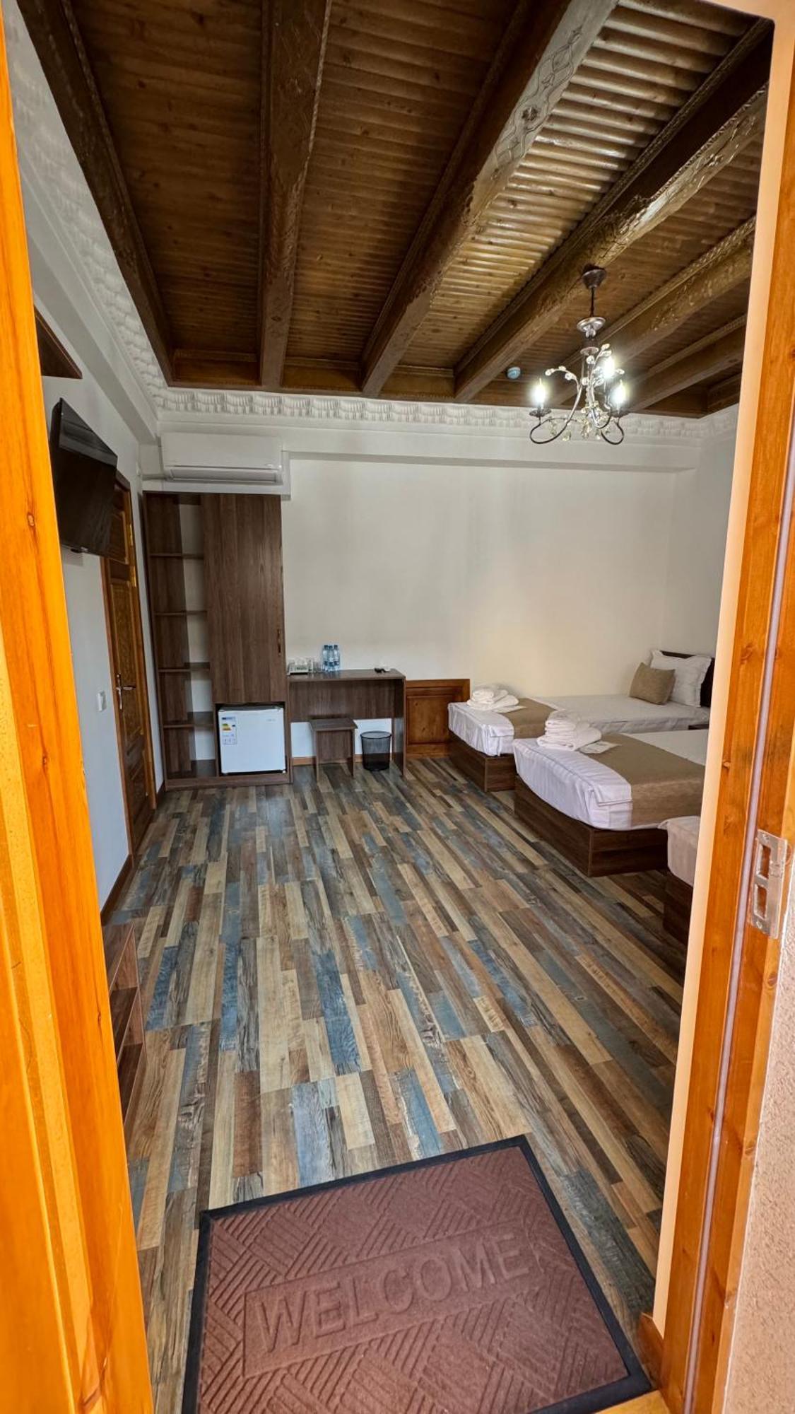 Mahbubakhon Guest House In Old City بخارى المظهر الخارجي الصورة