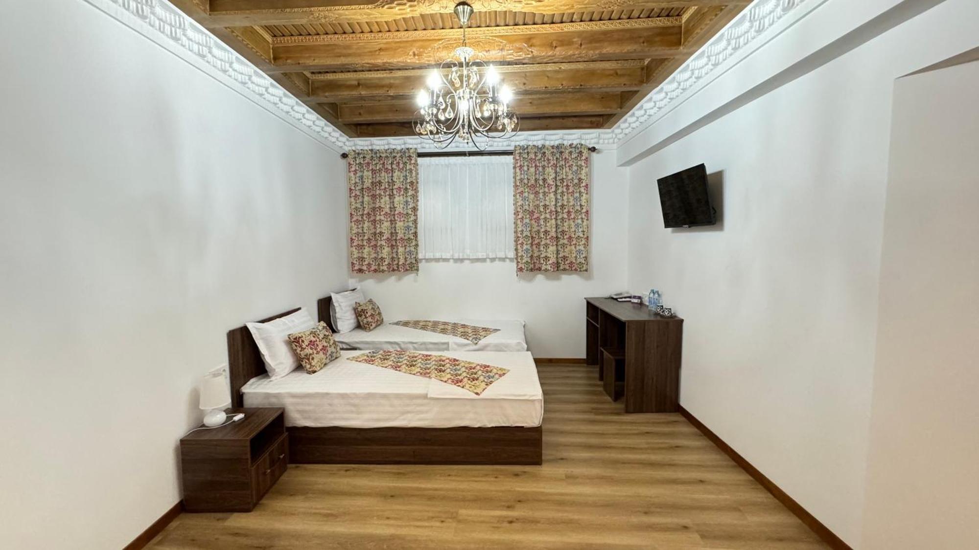 Mahbubakhon Guest House In Old City بخارى المظهر الخارجي الصورة