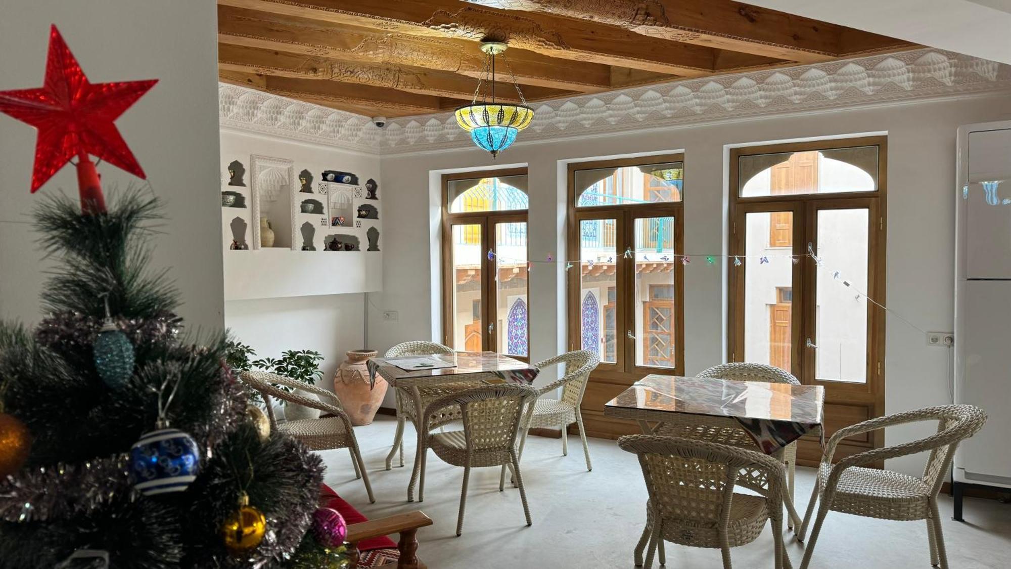 Mahbubakhon Guest House In Old City بخارى المظهر الخارجي الصورة